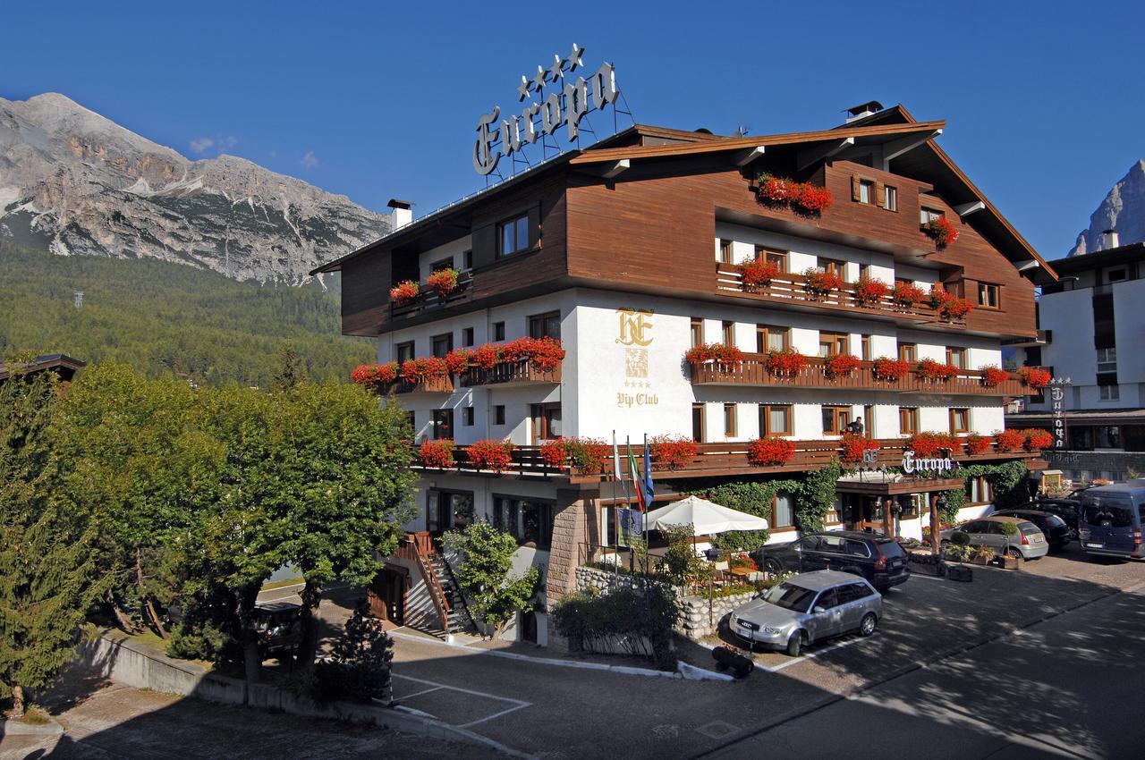 Hotel Europa Cortina d'Ampezzo Exterior photo